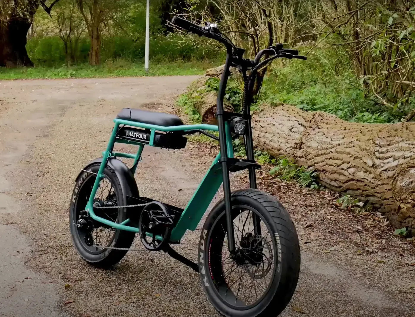 Fiets van Phatfour in het bos