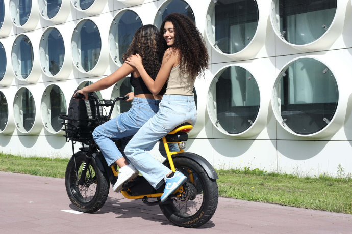 Back to school met de Phatfour fatbike